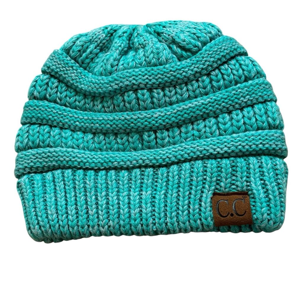 C.C Exclusives Women's Knit Beanie Cap Hat Marled Aqua Blue Teal One Size NWOT
